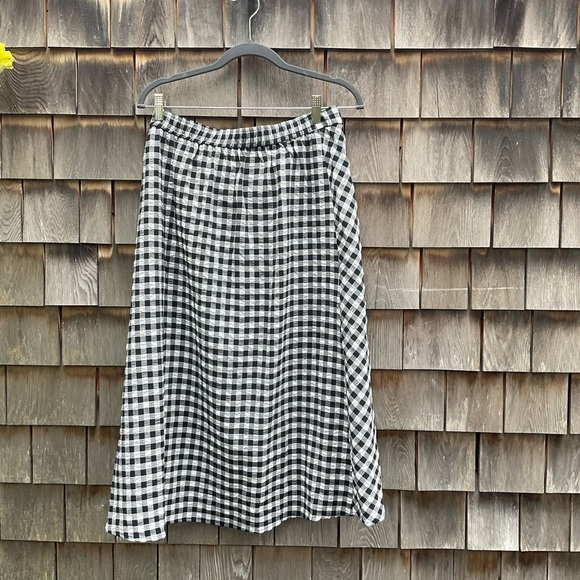 - Madison d’ Amelie Paris Skirt - Picture 3 of 4